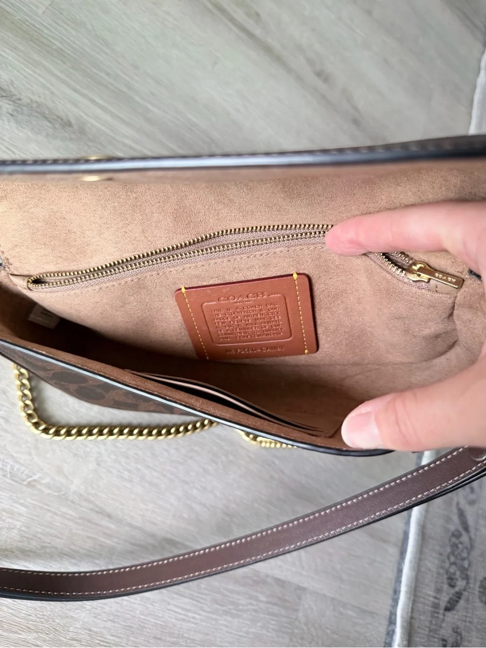Coach Brook Flap Bag - Picture 3 of 7
